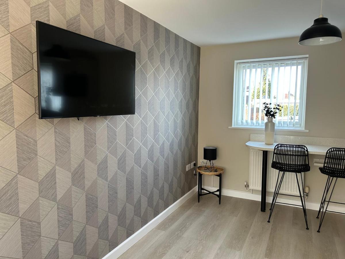 Chapel Court Apartments Cannock Eksteriør bilde
